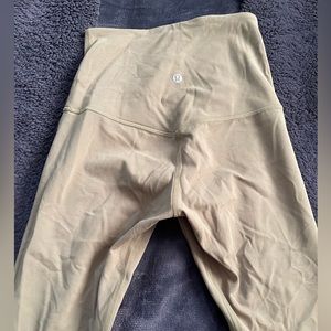 Lululemon size 4 leggings